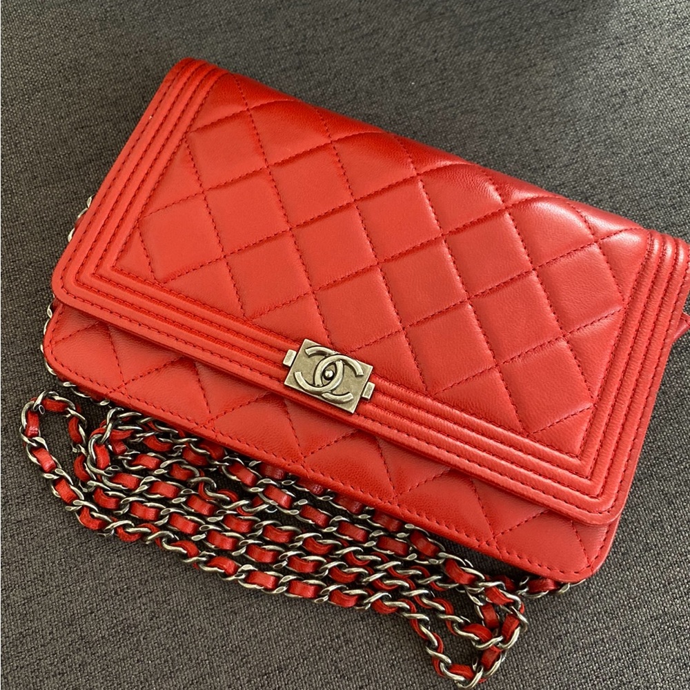 CHANEL BOY WOC